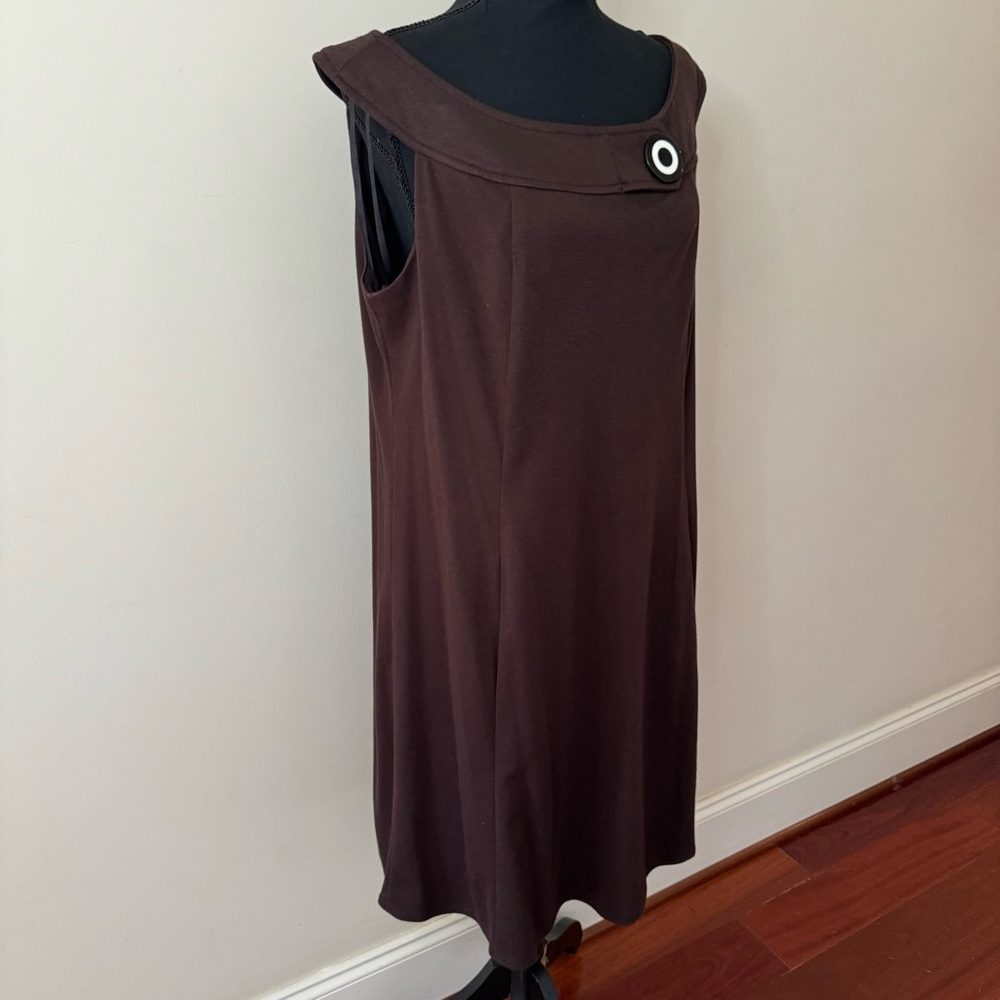 Mod Karin Stevens Brown Button Collar Dress - Picture 2 of 8